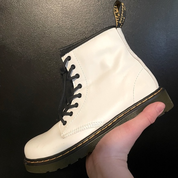 White Doc Marten Boots Big Kid Size 4 - Picture 2 of 4